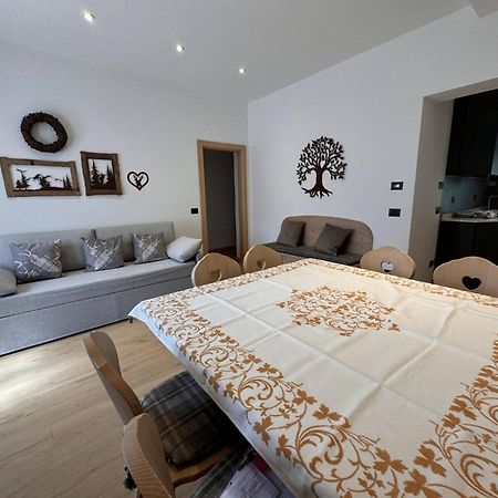 Appartamento Continental - 8 Posti Letto San Vito di Cadore Exteriör bild