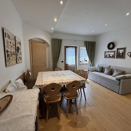 Appartamento Continental - 8 Posti Letto San Vito di Cadore Exteriör bild