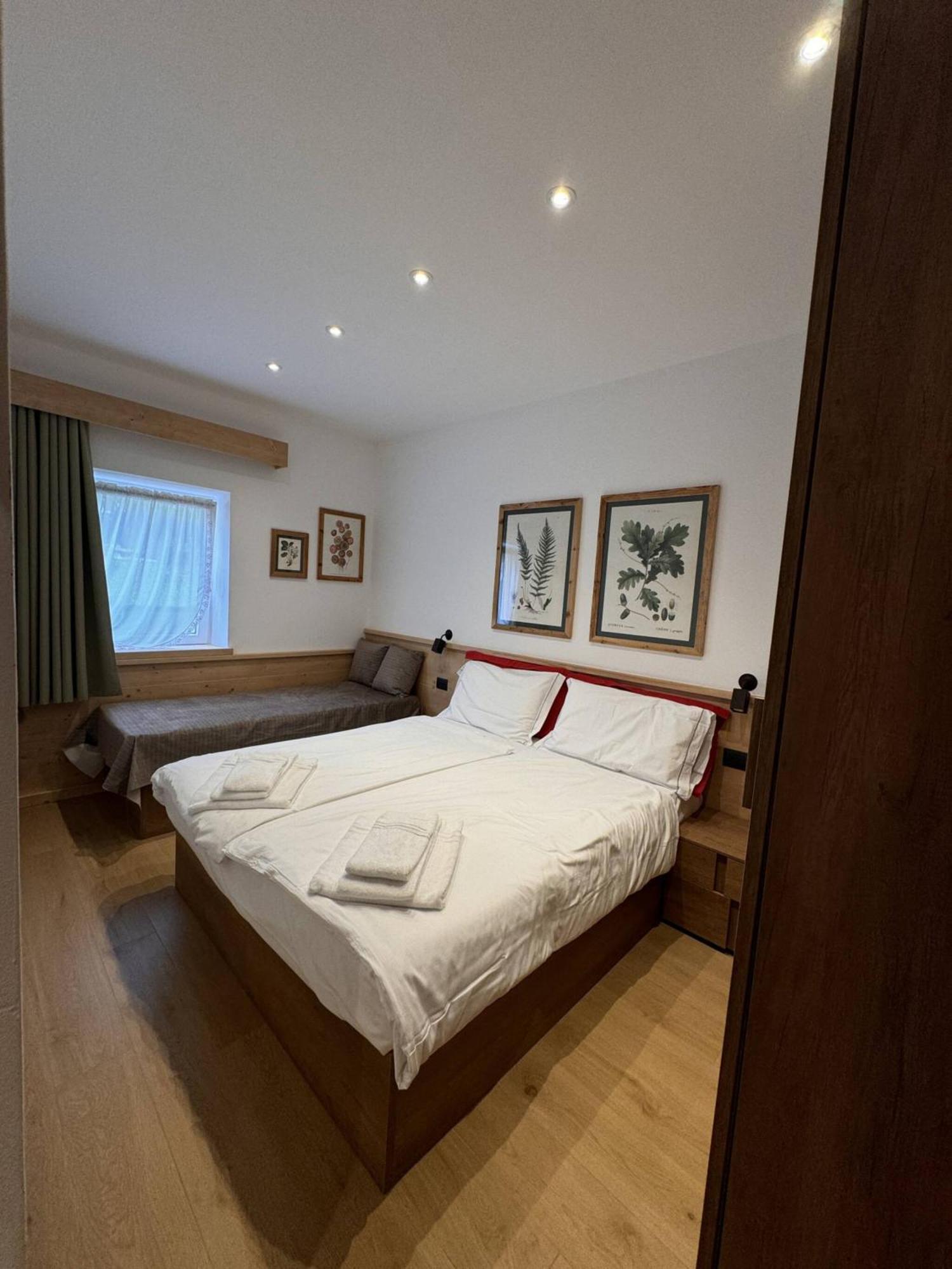 Appartamento Continental - 8 Posti Letto San Vito di Cadore Exteriör bild
