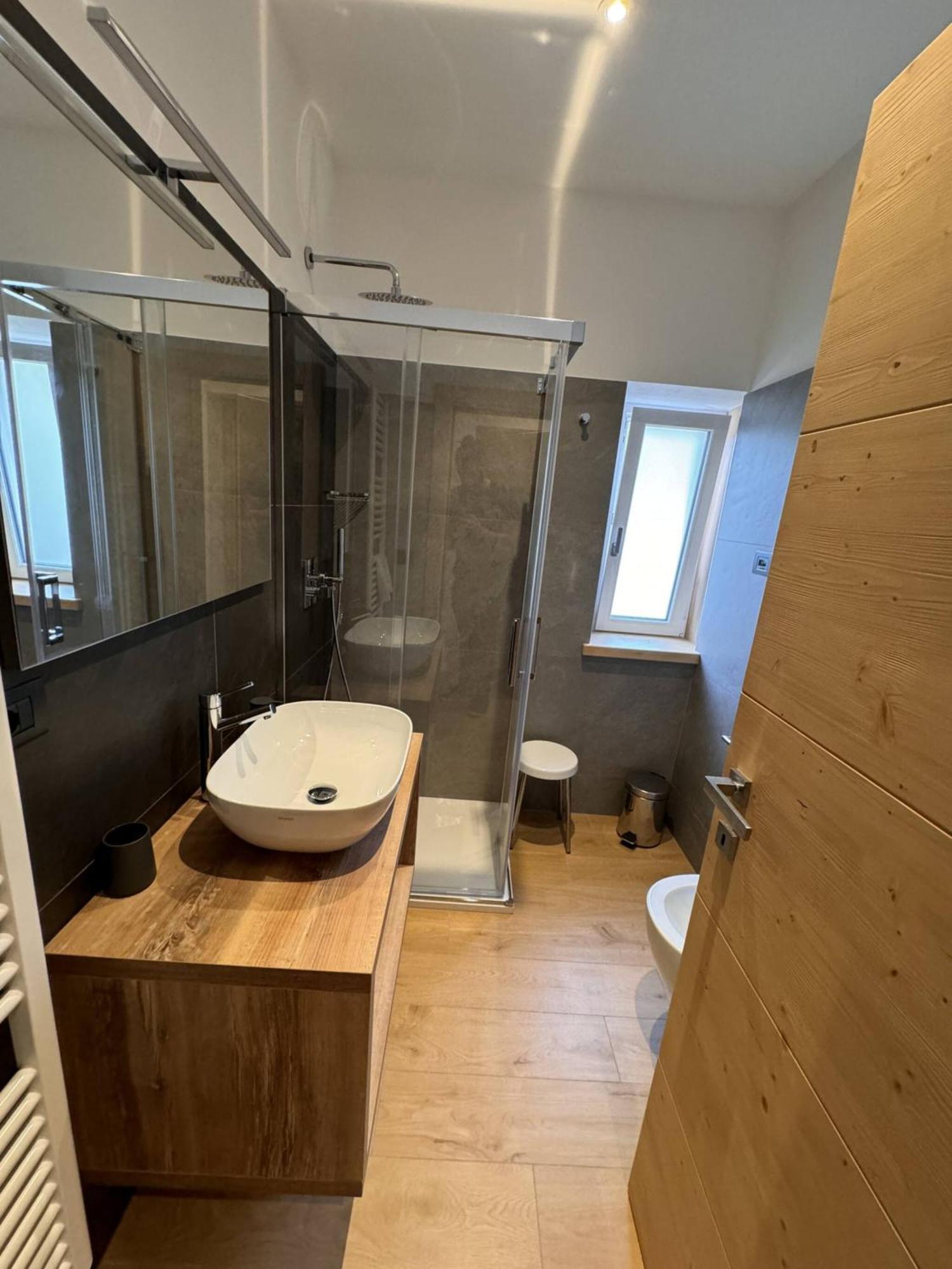Appartamento Continental - 8 Posti Letto San Vito di Cadore Exteriör bild